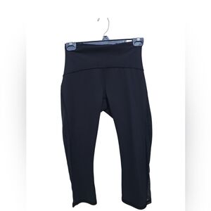 Lululemon Athletica Classic Black Capri Leggings Sz 6